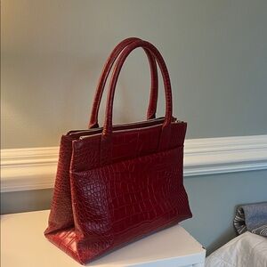 Hobbs London Elegant Red Crocodile-Embossed Handbag